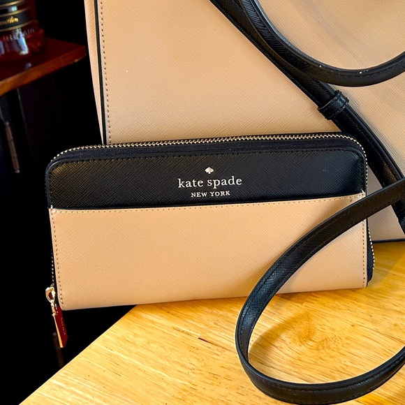 Kate Spade Staci - Lg Satchel, Lg Continental Wallet ,and Med L-Zip Card Holder - Picture 6 of 11